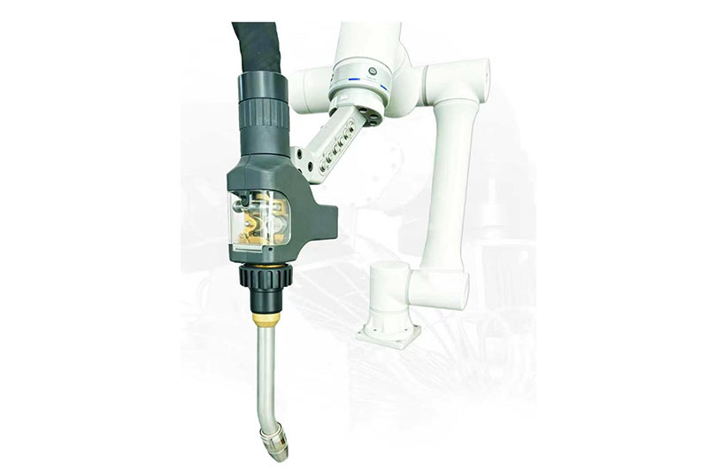 Collaborative robot push-pull drawing gas shielded welding gun